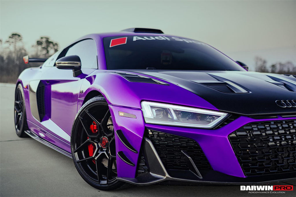 アウディ R8 2012年から10年間参戦したAudi Team Hitotsuyamaのカラーリングを写真