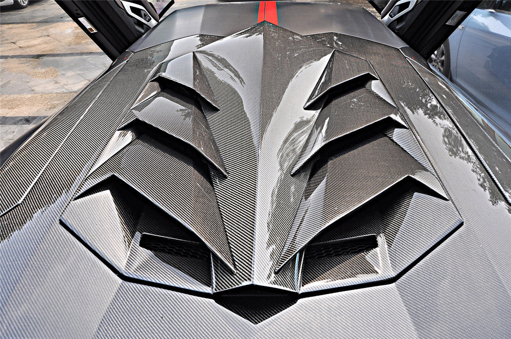 2011-2016 Lamborghini Aventador LP700 LP740 Coupe DC Style Carbon Fiber Engine Trunk - Carbonado