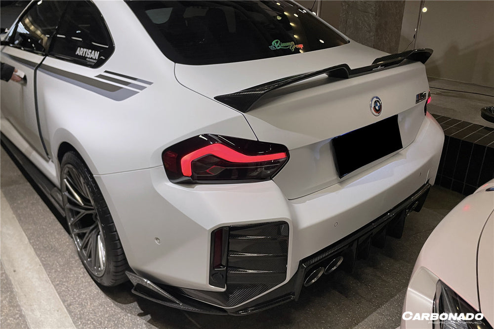 Divisor de parachoques trasero de fibra de carbono seco estilo OD BMW M2 G87 2021-2024 con aletas