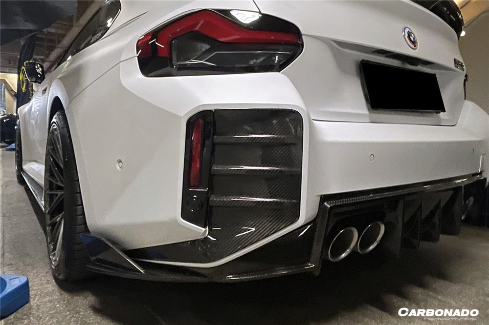 Divisor de parachoques trasero de fibra de carbono seco estilo OD BMW M2 G87 2021-2024 con aletas