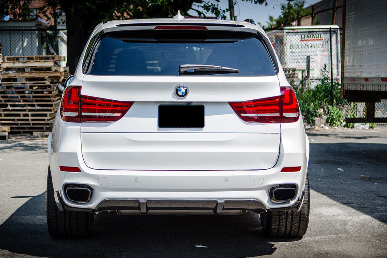 Divisor de tapa trasera de fibra de carbono estilo MP para BMW X5 F15 2014-2018 (MT SOLAMENTE)