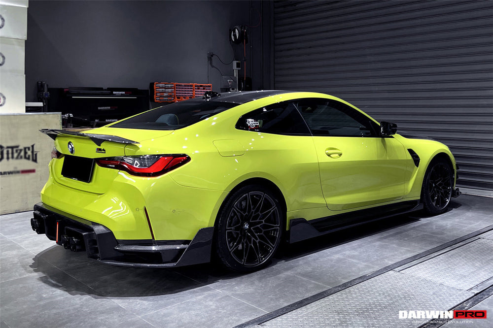 Faldones laterales de fibra de carbono estilo BKSS para BMW M4 G82/G83 2021 en adelante