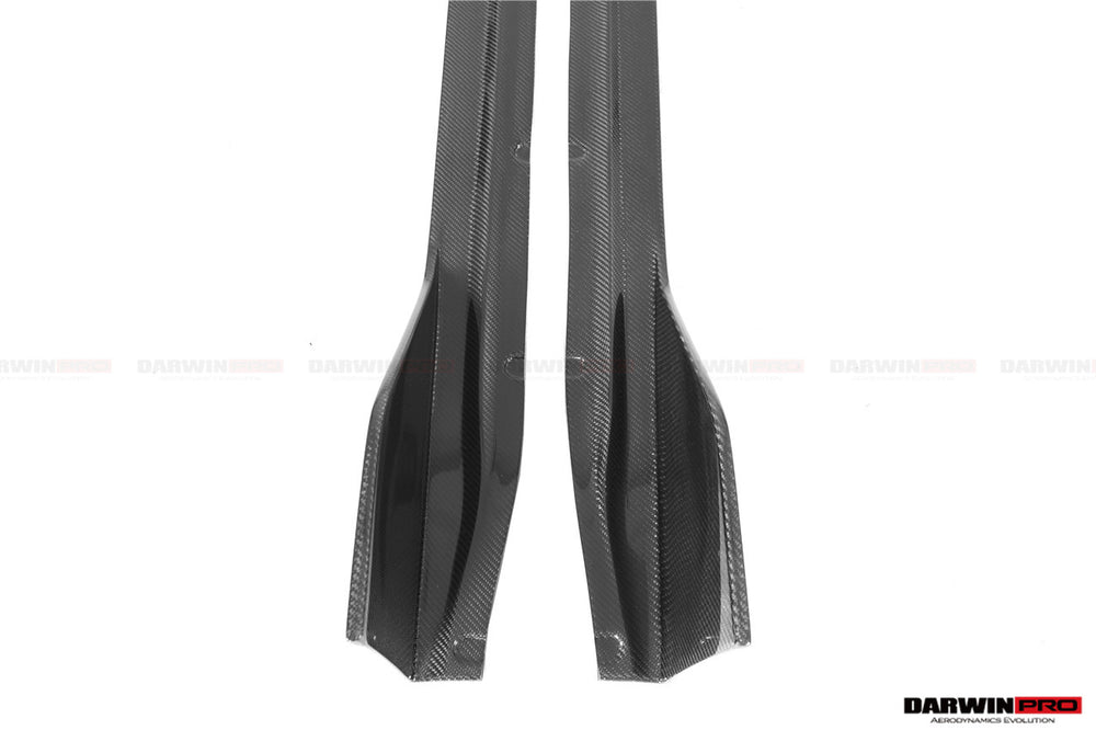 Faldones laterales de fibra de carbono estilo BKSS para BMW M4 G82/G83 2021 en adelante