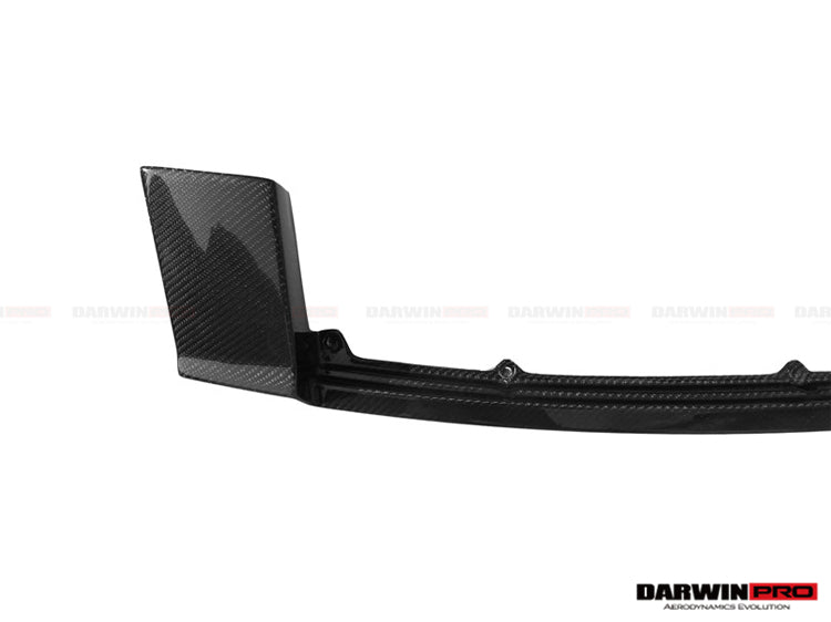 2004-2008 Lamborghini Gallardo Carbon Fiber Rear Light Center Replace - DarwinPRO Aerodynamics