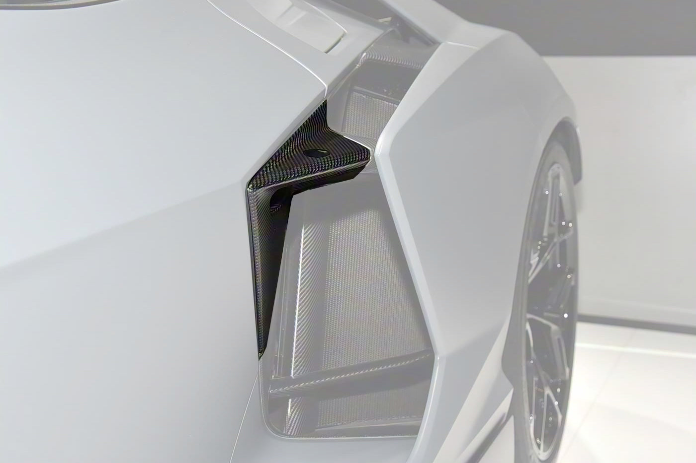 DarwinPRO 2023-UP Lamborghini Revuelto OE Style Autoclave Carbon