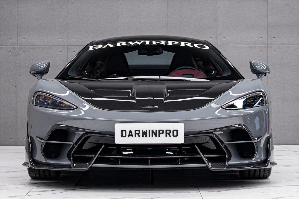 McLaren GT
