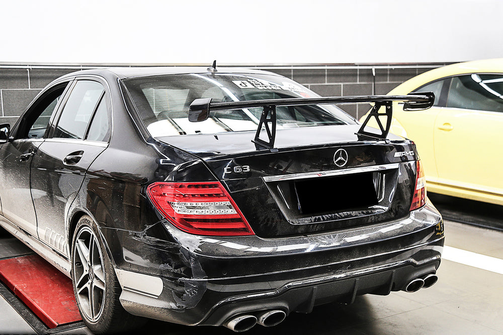 Mercedes Benz W204 C Class  C63 AMG Sedan BKSS Style Carbon Fiber Trunk Spoiler