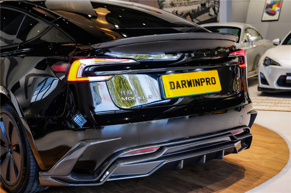 Faldón delantero central de fibra de carbono IMP Performance para Tesla Model 3 2017-2023