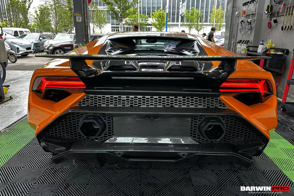 Parachoques trasero convertible estilo Tecnica para Lamborghini Huracan LP610 y LP580 2015-2019 (ES NECESARIO CAMBIAR EL SISTEMA DE ESCAPE)