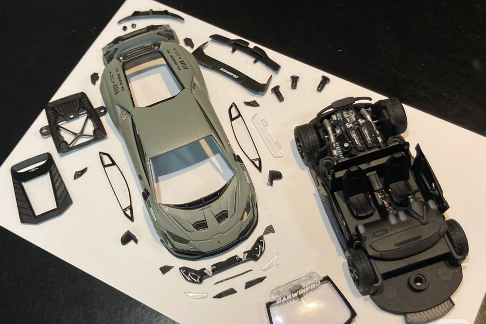 Limited Edition 1:64 Scale Diecast Lamborghini Huracan Wide Body Model | Darwinpro BKSSII Carbon Fiber Kit